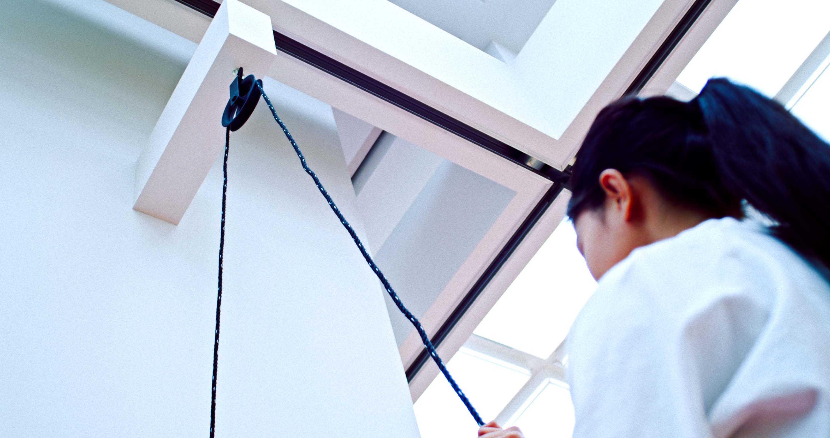 A video installation work ‘Deep River’ by Shigeo Arikawa, Japanese artist based in Amsterdam. アムステルダム在住の日本人アーティスト、有川滋男によるビデオインスタレーション作品「ディープリバー」