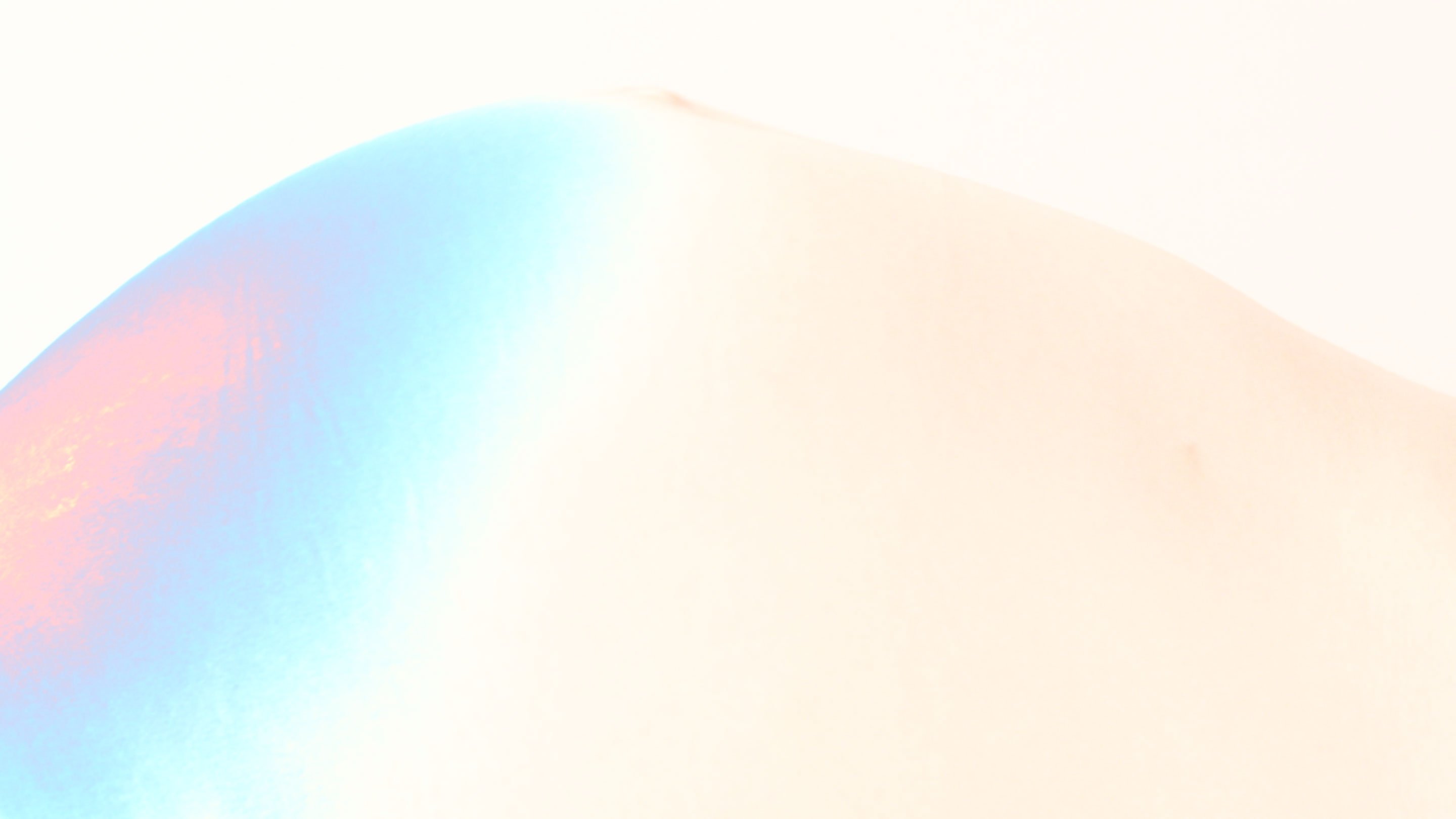 A film ‘AM I DREAMING OF OTHERS, OR ARE OTHERS’ by Shigeo Arikawa, Japanese artist based in Amsterdam. アムステルダム在住の日本人アーティスト、有川滋男による映像作品「AM I DREAMING OF OTHERS, OR ARE OTHERS」